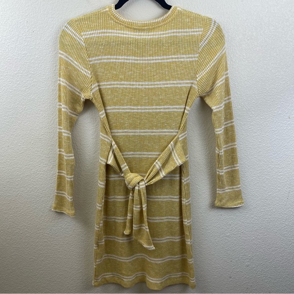 Gilli Yellow Striped Ribbed Mini Dress - Picture 3 of 9